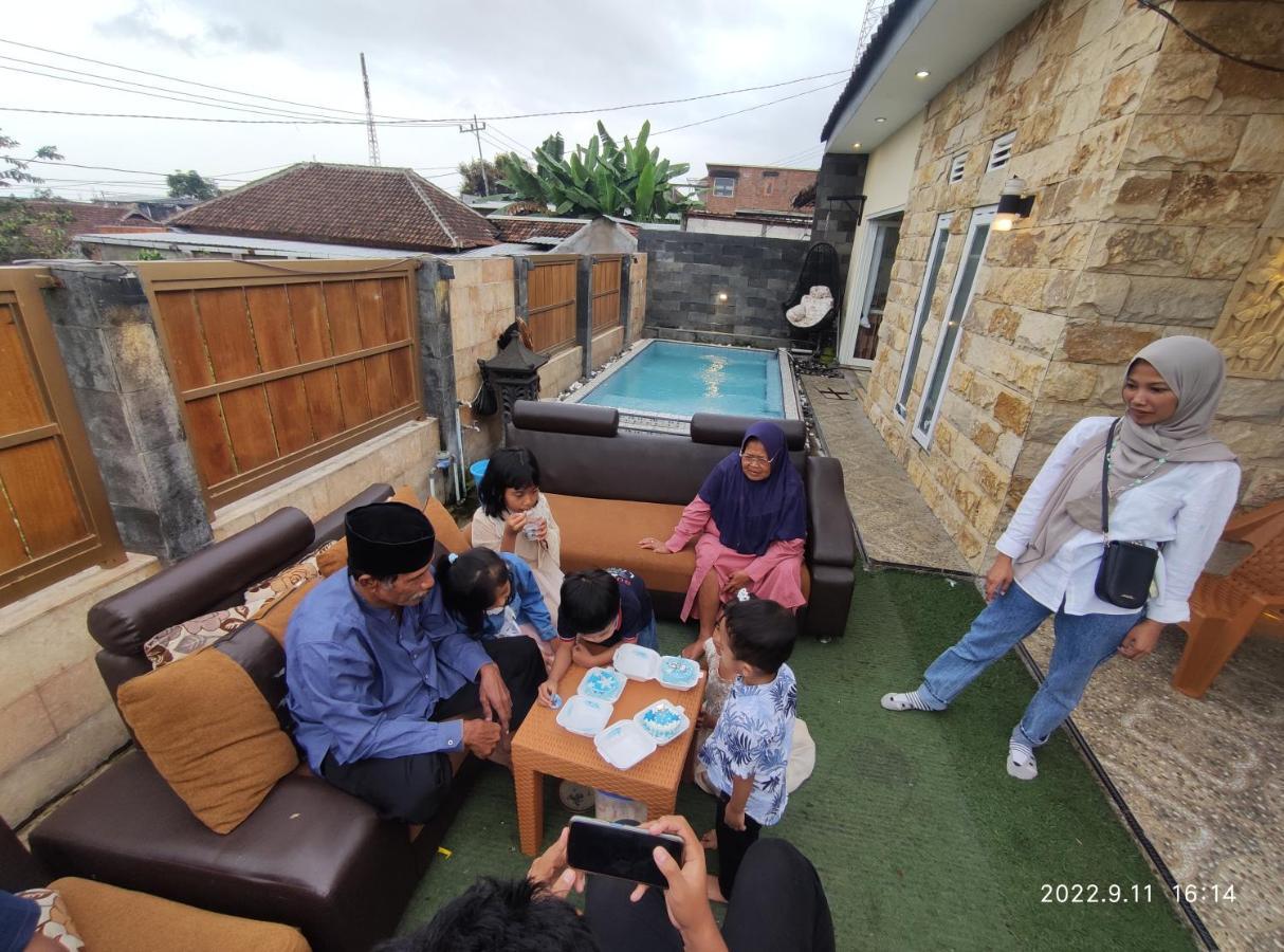 הוילה באטו Puncak Pinus And Pool מראה חיצוני תמונה